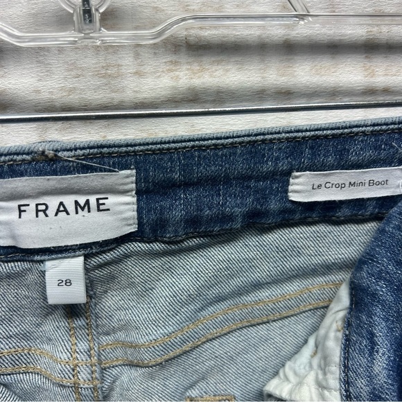 Frame‎ Le Crop Mini Boot Fray Hem Jeans Size 27 Blue Denim Medium Wash - Picture 8 of 13